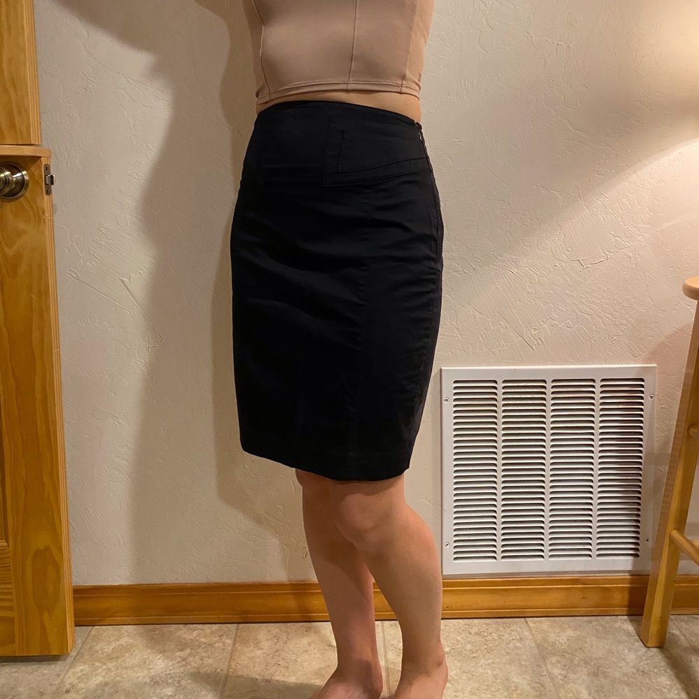 Express black pencil skirt size 4. Back slit.